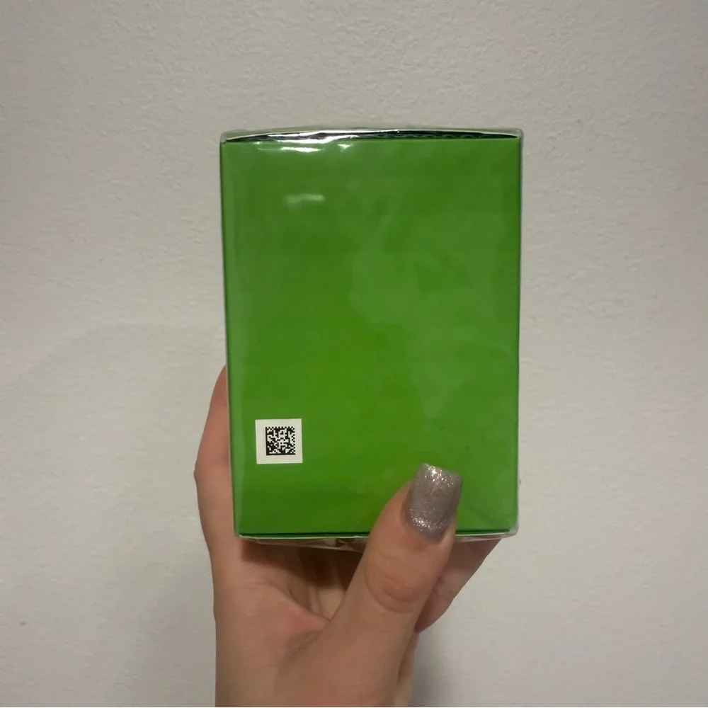 Valentino Donna Born In Roma Green Stravaganza Eau De Parfum 100 mL 3.4 Fl Oz - Picture 3 of 4